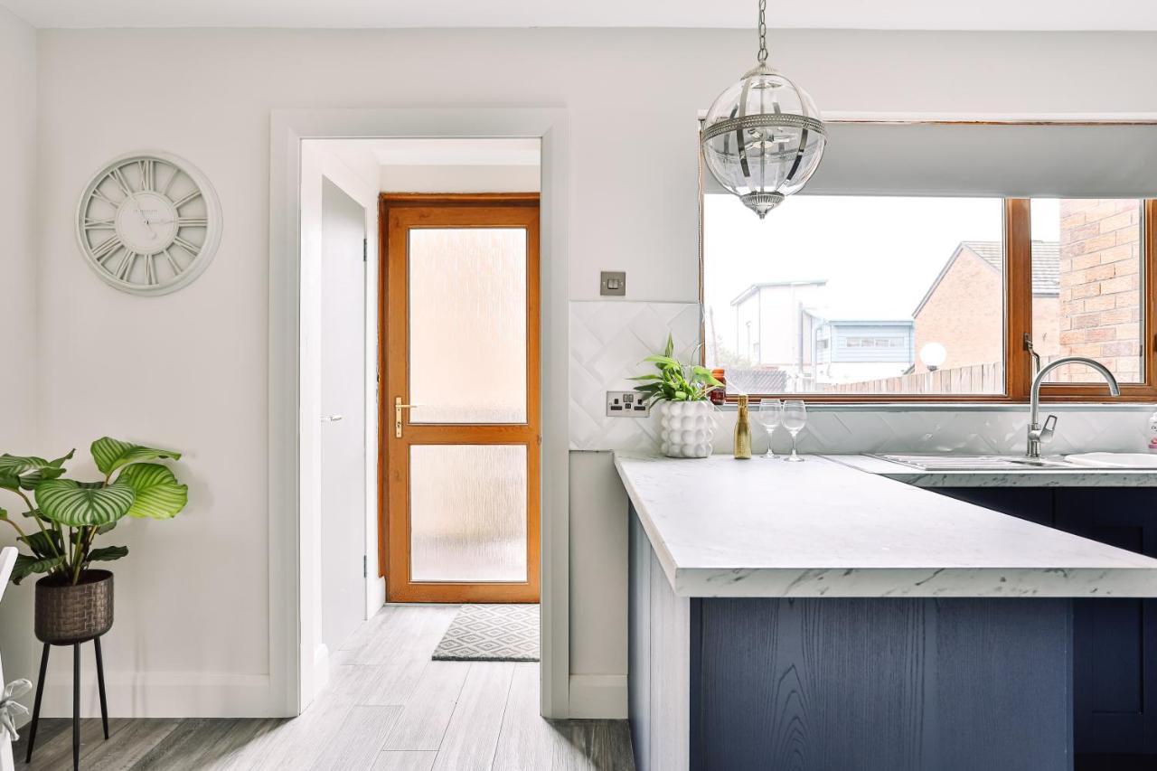 Family Town House Vila Belfast Exterior foto